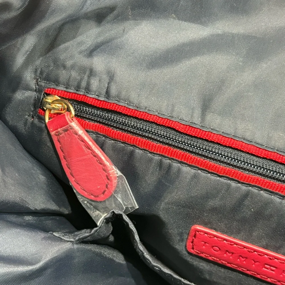 Tommy Hilfiger Beth Il Mini Backpack with Saffiano PVC flap Cognac